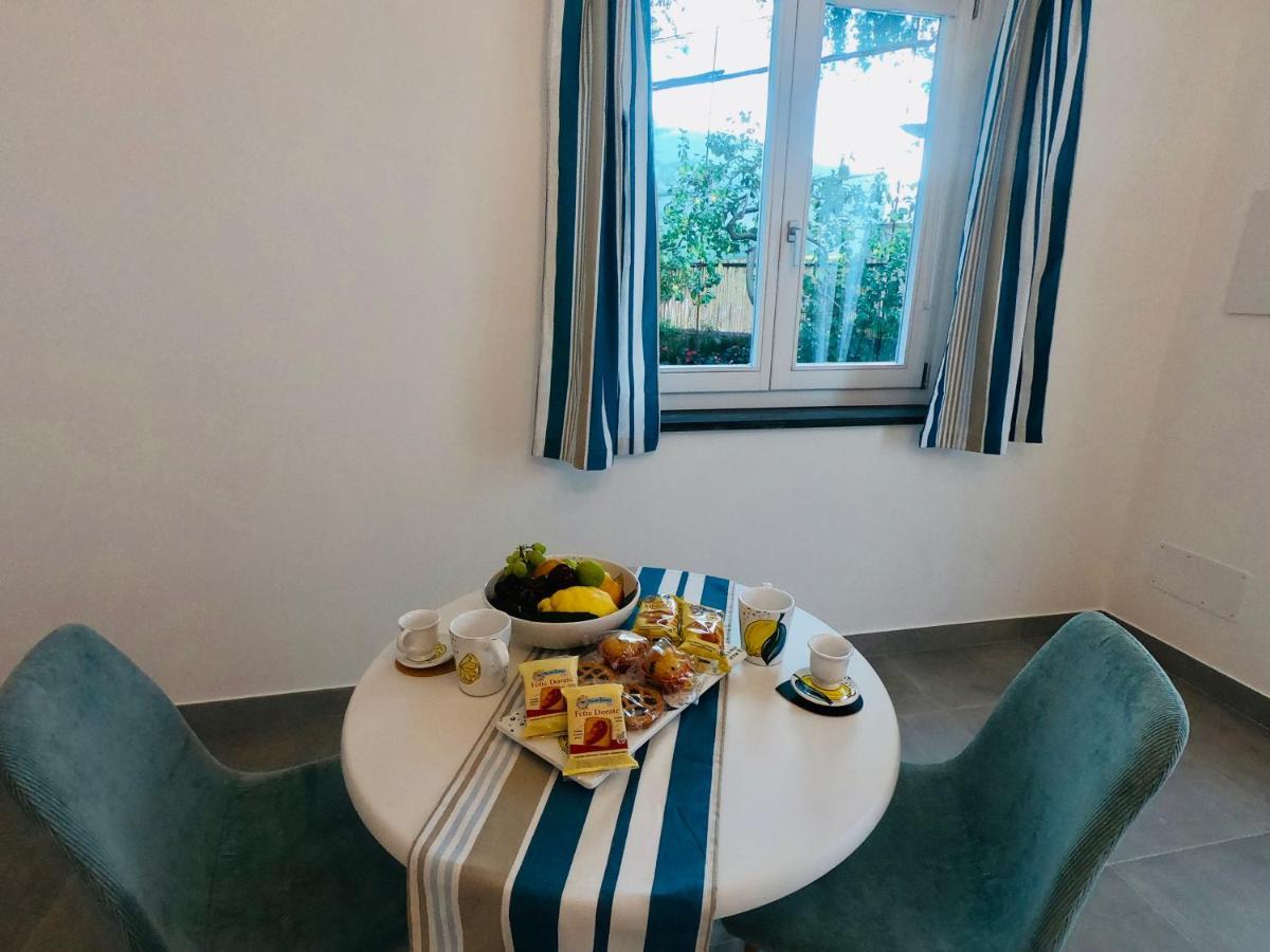 소렌토 Flavia'S Lemons B&B 외부 사진